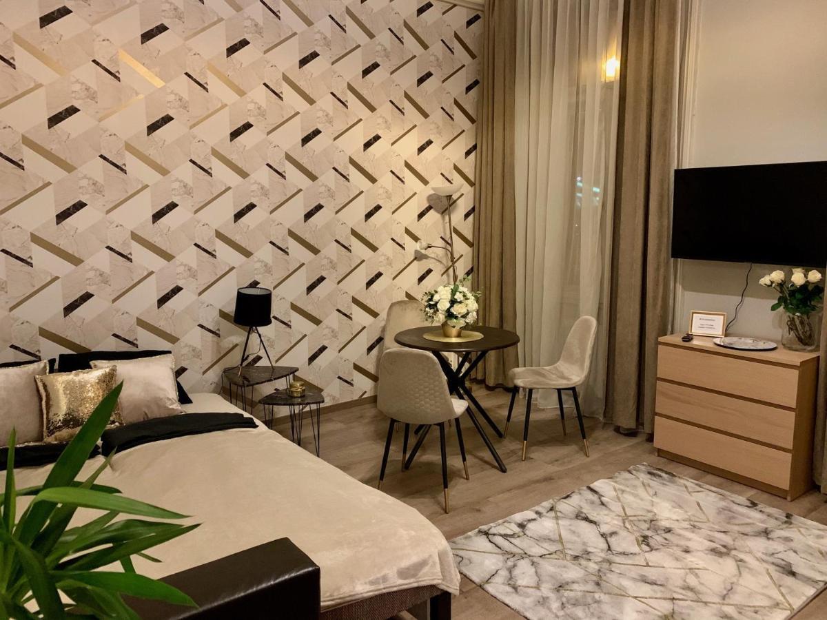 Marble Apartment Будапеща Екстериор снимка